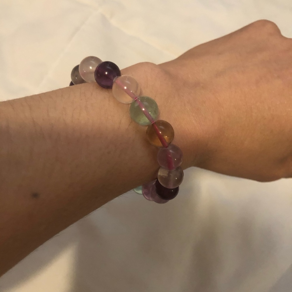 10mm natural beautiful beads.